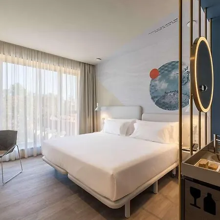 Hotel Occidental *
